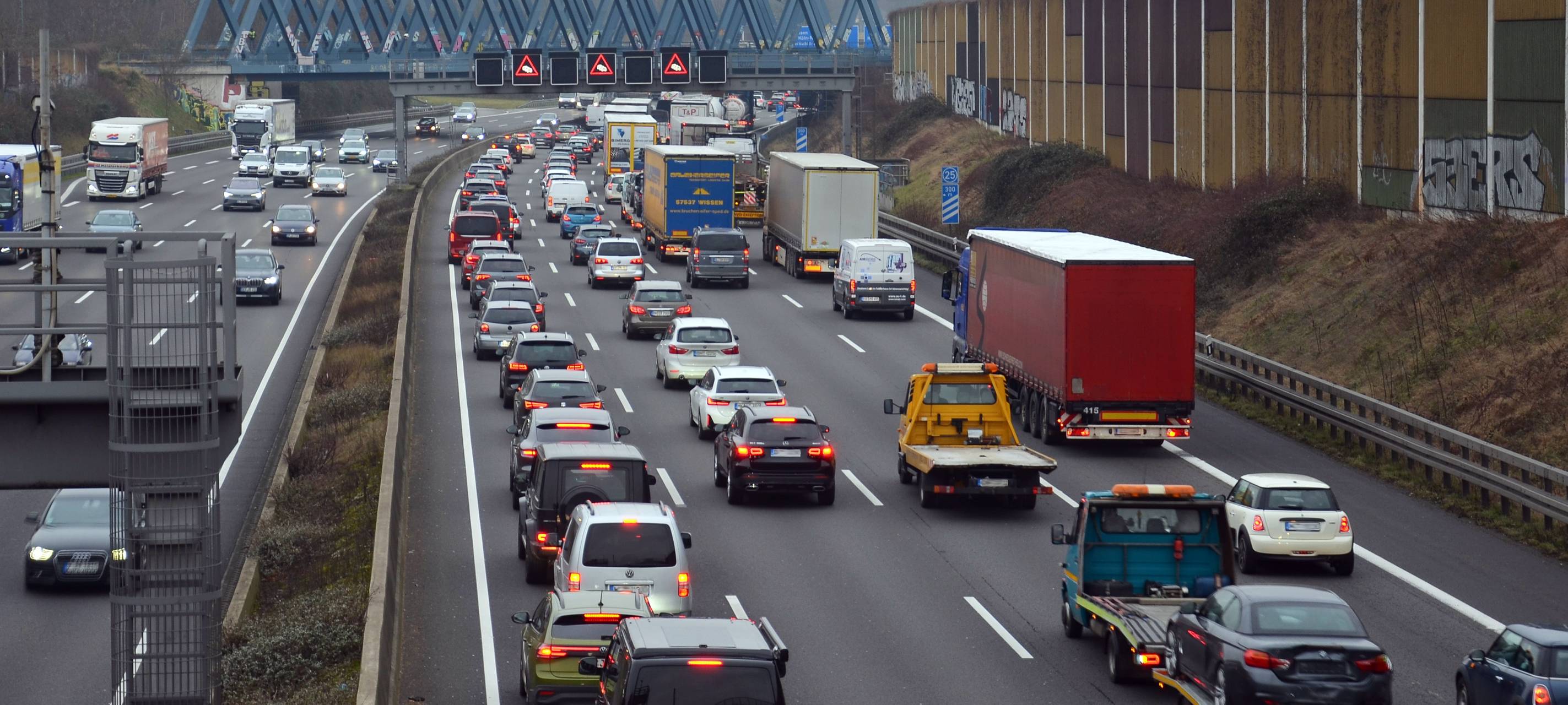 Pfingsten: ADAC erwartet volle Straßen