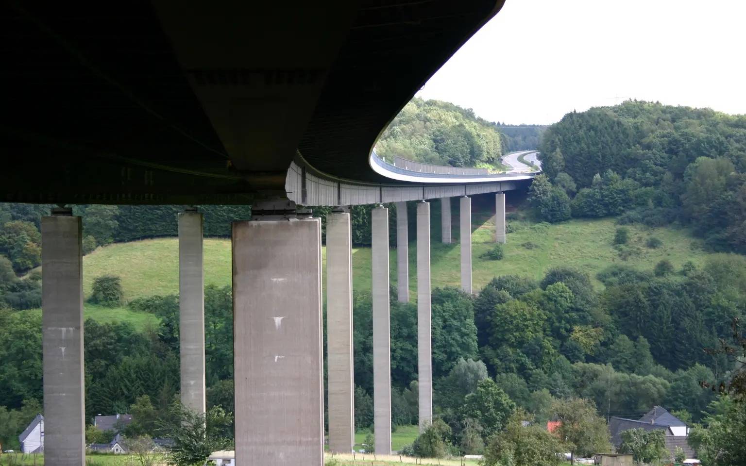 Wiehltalbrücke: WIM-Anlagen werden installiert