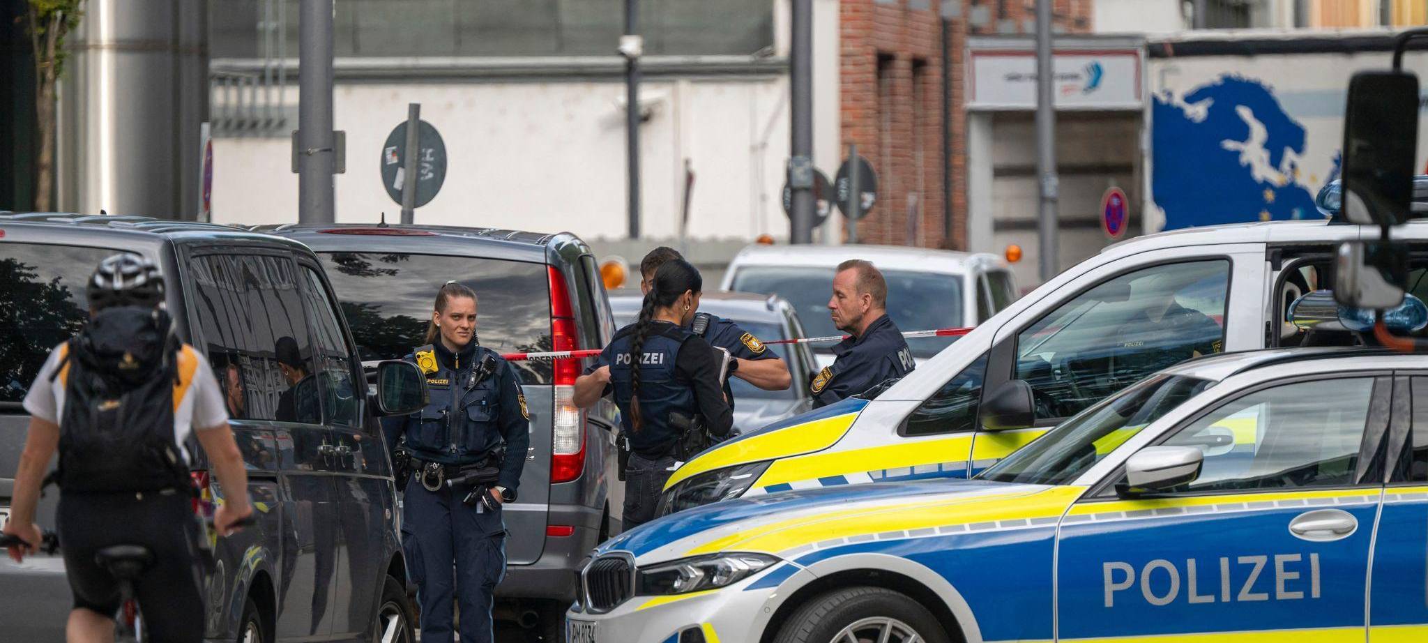 Brandsätze auf Münchner Baustelle geworfen